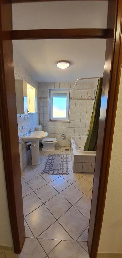 Apartmani Krajnovic Fažana Exterior foto